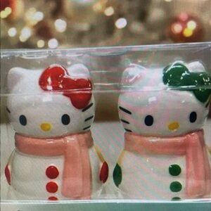 Hello Kitty Festive Bedding Set - Red and Green Accents
